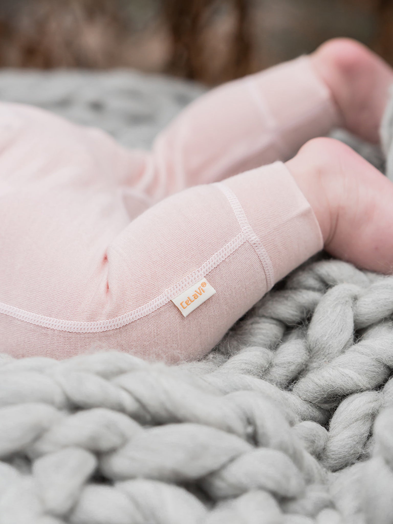 Celavi broekje roze bamboo merino wol